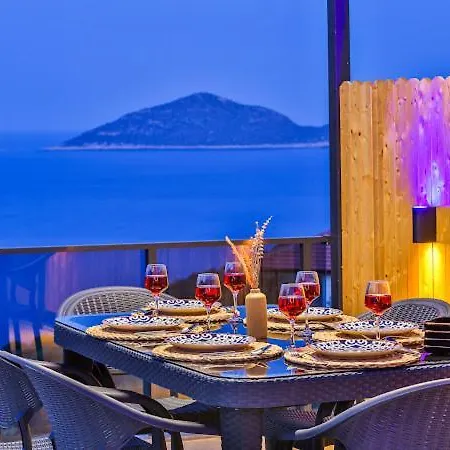 Simurg Hotel *